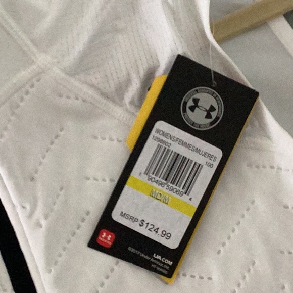 NWT Under Armour White and Black Vest Cold Gear Reactor front zipper & pockets - Picture 12 of 16